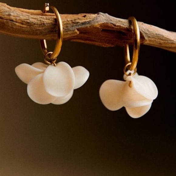 Sezane Flora Hoop Earrings, Statement, Paris Sophistication, VGUC, Garden Party - Picture 4 of 6